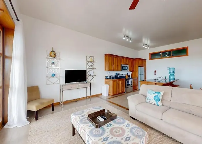 Brahma Blue Unit H10 Apartment *